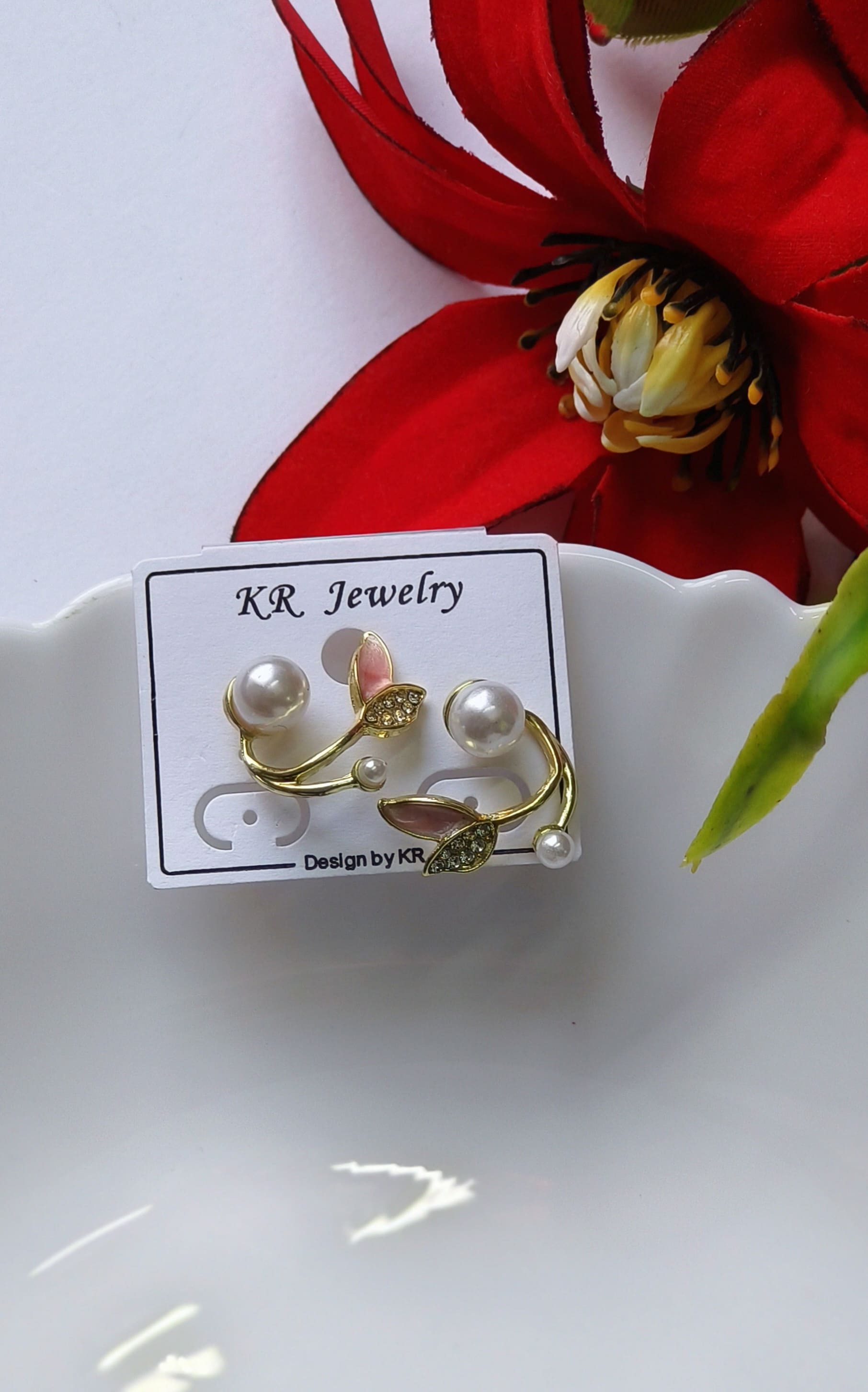 Fancy tulip earring